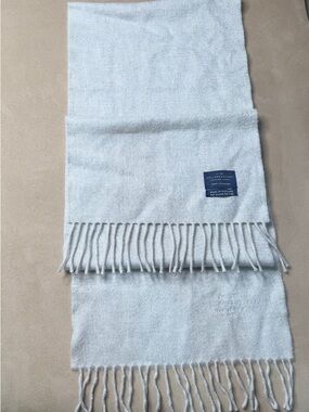 100% Cashmere Scarf in Light Gray
